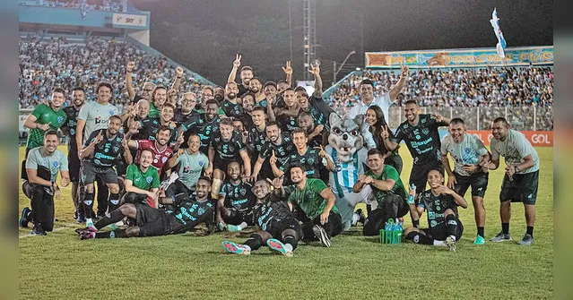 Imagem ilustrativa da notícia Paysandu discute "bicho" a jogadores caso chegue à Série B