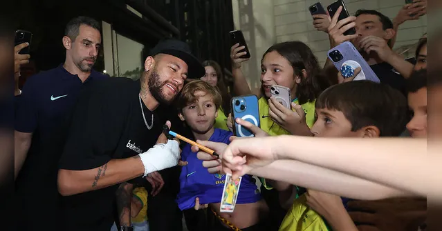 Imagem ilustrativa da notícia Neymar chega a Belém e se apresenta à Seleção Brasileira