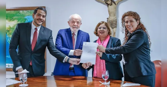 Imagem ilustrativa da notícia Lula aprova parecer que pune assédio sexual com demissão