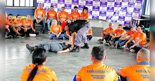 Imagem ilustrativa da notícia Comissão de Defesa Civil treina voluntários para o Círio
