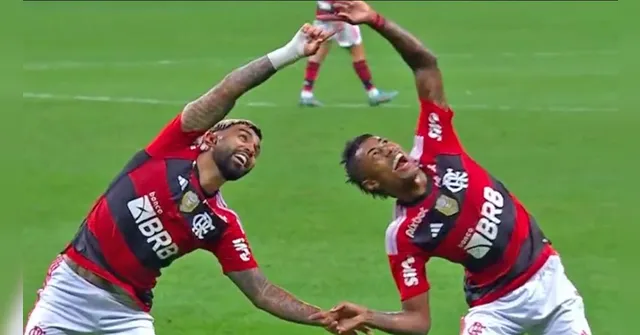 Imagem ilustrativa da notícia Flamengo bate Grêmio e está perto da final da Copa do Brasil