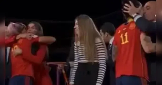 Imagem ilustrativa da notícia Caso Rubiales: comissão técnica da Espanha se demite