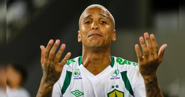 Imagem ilustrativa da notícia Deyverson deve trocar Cuiabá por clube do G-6 em 2024