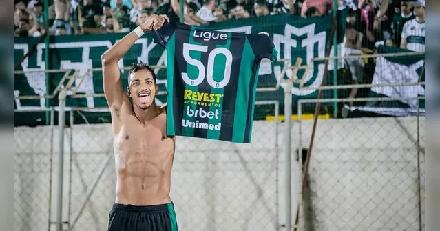 Imagem ilustrativa da notícia Paysandu se reforça com atacante Mirandinha, ex-Maringá