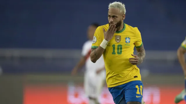 Imagem ilustrativa da notícia Diniz revela conversa com Neymar antes de jogo no Mangueirão
