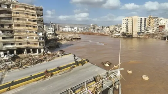 Imagem ilustrativa da notícia Enchentes deixam mais de 5 mil mortos na Líbia