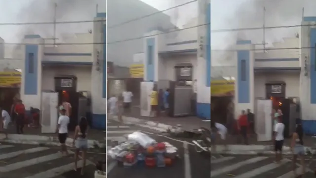 Imagem ilustrativa da notícia Vídeo: incêndio atinge Mercado Municipal de Mosqueiro