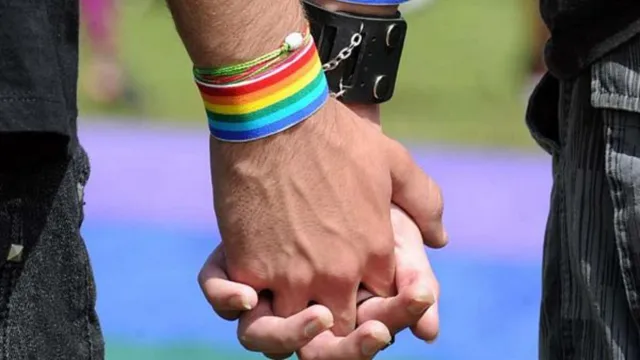 Imagem ilustrativa da notícia Homem é condenado por rejeitar aluguel para casal gay