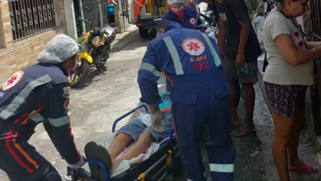Imagem ilustrativa da notícia Idoso em situação insalubre é resgatado na Marambaia
