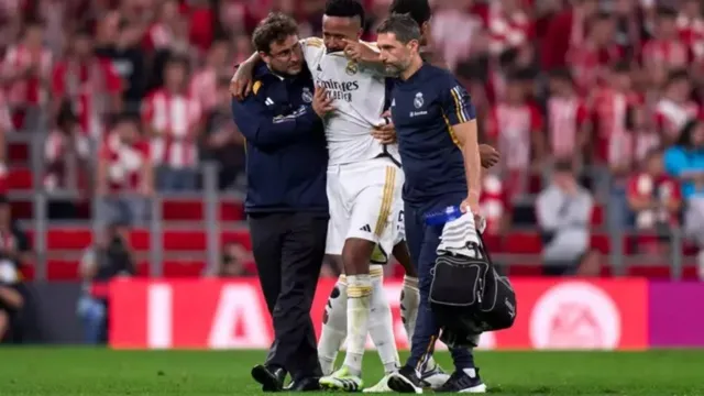 Imagem ilustrativa da notícia Éder Militão rompe o ligamento do joelho e será operado 