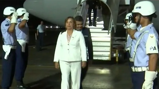 Imagem ilustrativa da notícia Vídeo: Presidenta do Peru chega a Belém para a Cúpula