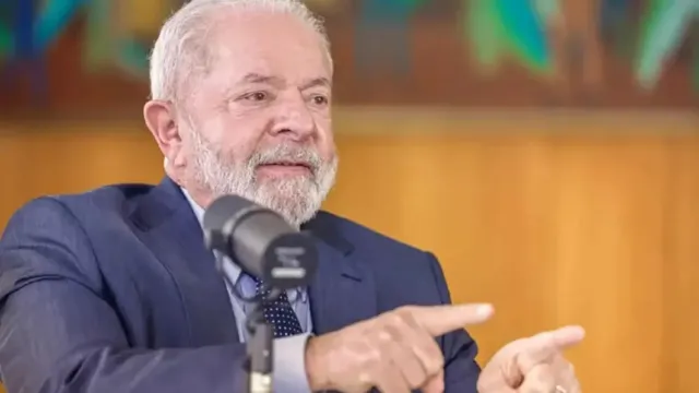 Imagem ilustrativa da notícia Quaest: Aprovação de Lula sobe para 42%; reprovação é 24%