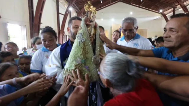 Imagem ilustrativa da notícia Municípios e distritos da RMB recebem a visita da Peregrina