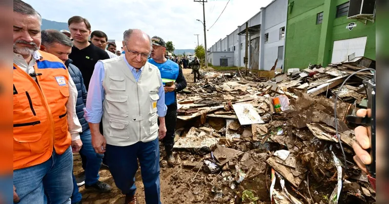Imagem ilustrativa da notícia Alckmin anuncia R$ 741 milhões para recuperar cidades do RS