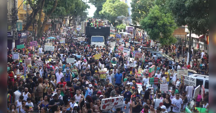 Imagem ilustrativa da notícia 21ª Parada do Orgulho LGBTI lota ruas de Belém neste domingo