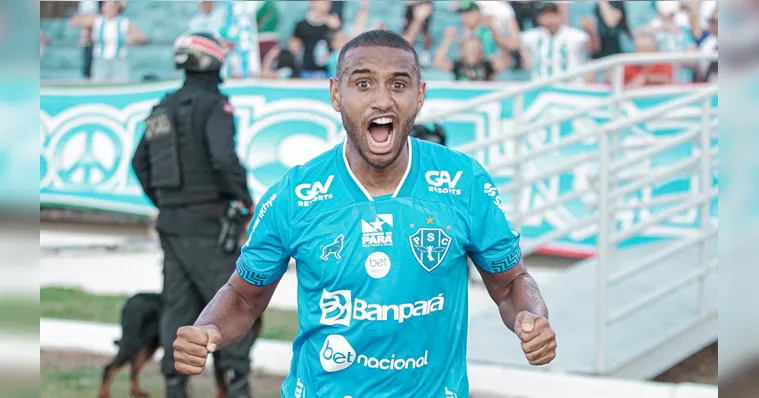 Imagem ilustrativa da notícia Vídeo: Paysandu vence de virada e está a um passo da Série B