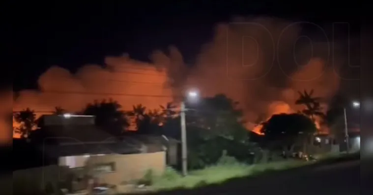 Imagem ilustrativa da notícia Vídeo impressionante: incêndio atinge São Miguel do Guamá