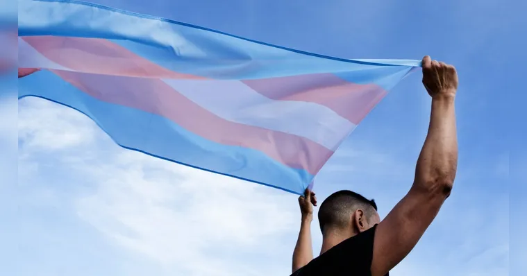 Imagem ilustrativa da notícia Pessoas trans ganham direito à 2ª via da identidade gratuita