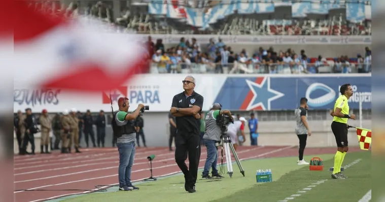 Imagem ilustrativa da notícia Paysandu mantém pés no chão e Hélio exalta e agradece a Fiel