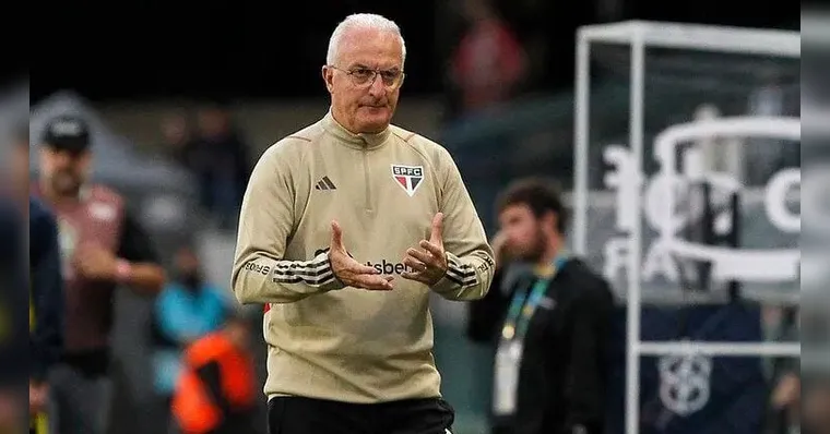Imagem ilustrativa da notícia Vitória contra Flamengo confirma previsão de Dorival