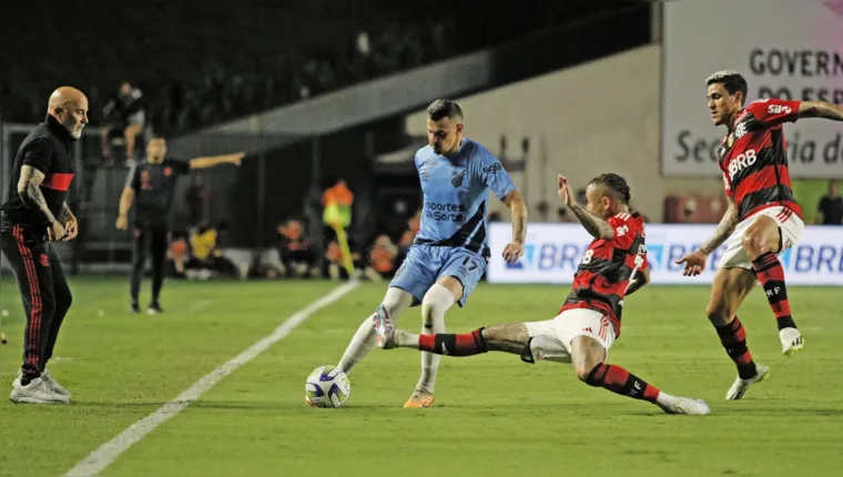Imagem ilustrativa da notícia Athletico passeia e Flamengo chega sob pressão na final