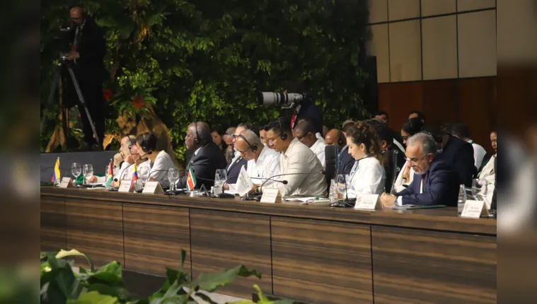 Imagem ilustrativa da notícia Edmilson apresenta Carta de Belém a presidentes da Amazônia