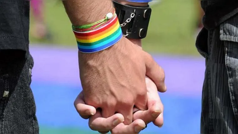 Imagem ilustrativa da notícia Homem é condenado por rejeitar aluguel para casal gay