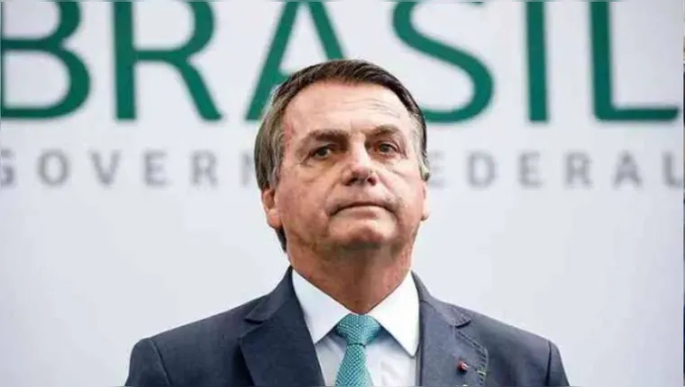 Imagem ilustrativa da notícia Bolsonaro fora do País? Fala acende alerta de autoridades 