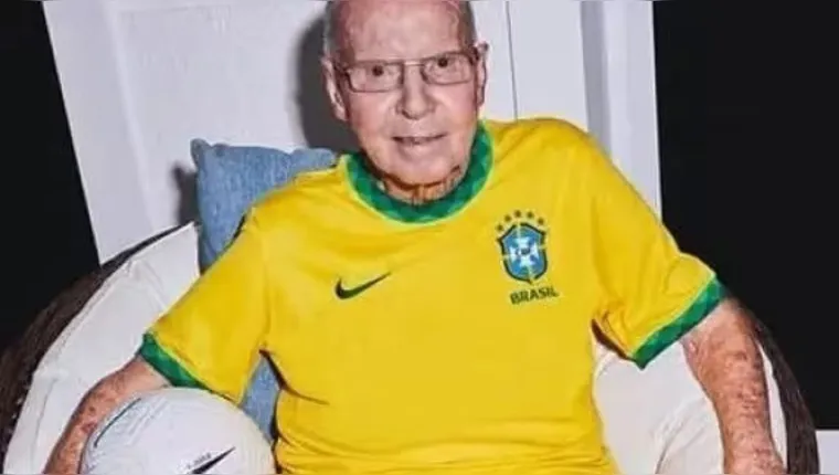 Imagem ilustrativa da notícia Aos 90 anos, Zagallo está internado em hospital no Rio 