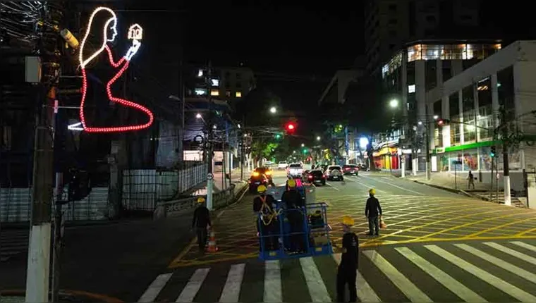 Imagem ilustrativa da notícia Decoração para o Círio de Nazaré começa a iluminar as ruas