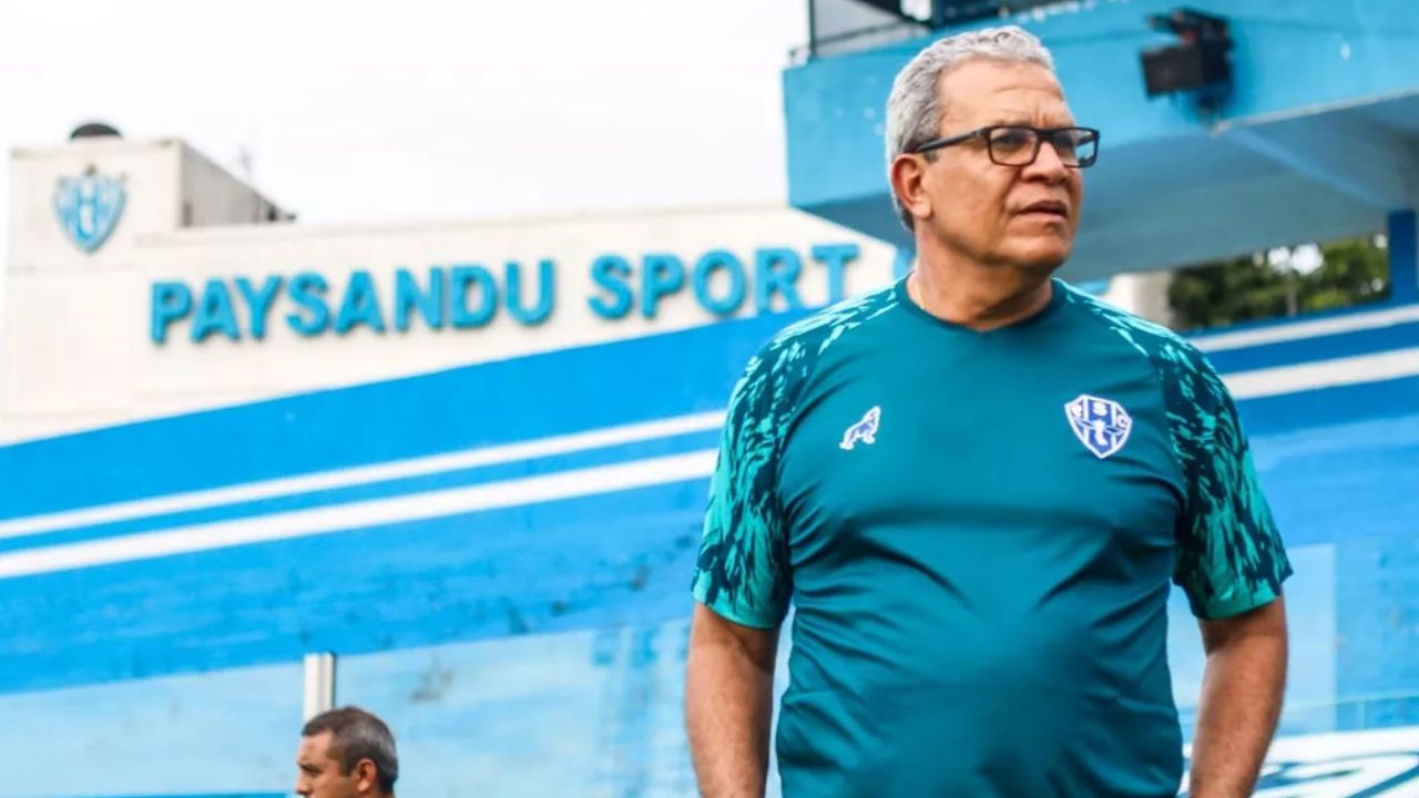 Paysandu: Hélio tem longa conversa com o grupo