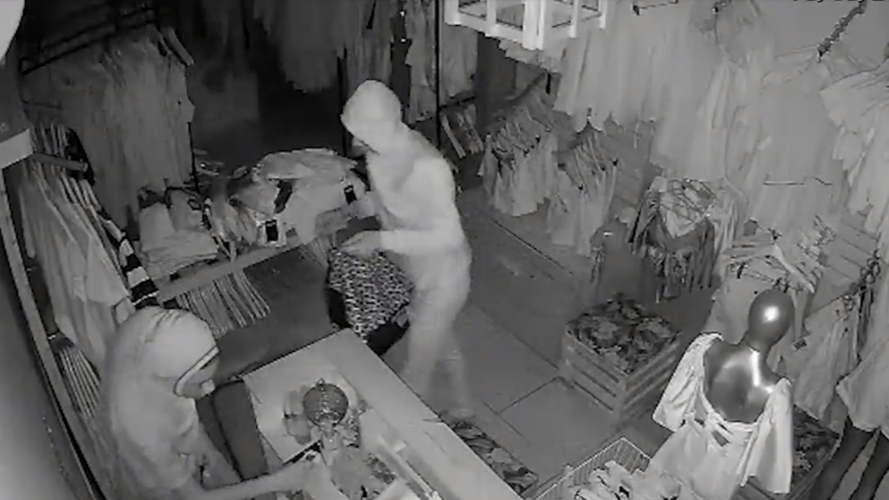 Vídeo: Loja no bairro da Condor é alvo de assaltantes