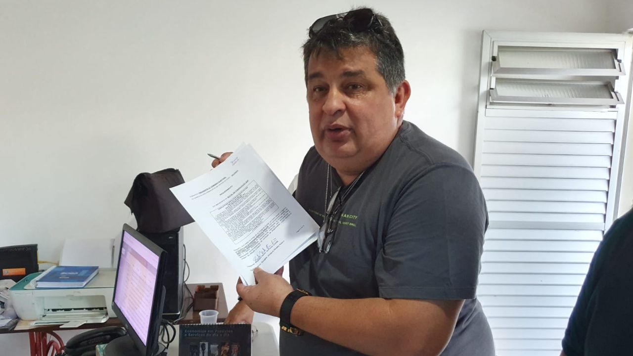 Evandro Corrêa registra candidatura à presidência do Sinjor