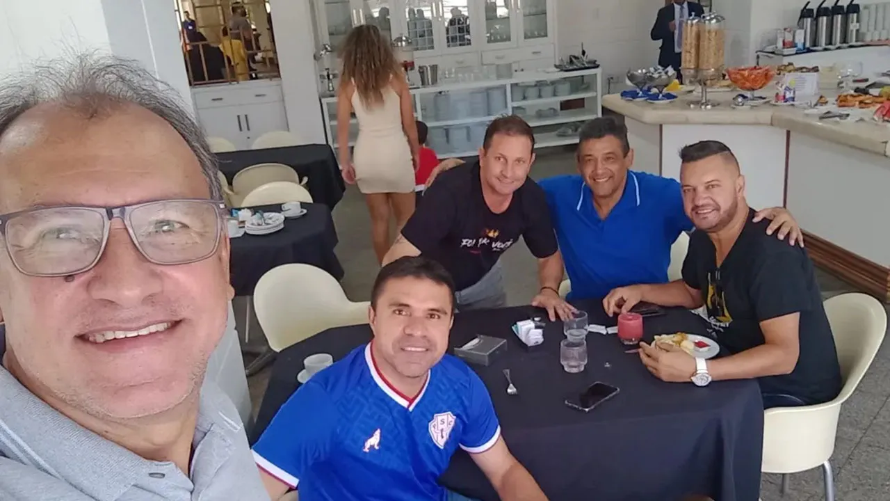 Ídolos do Paysandu estão reunidos para inaugurar o CT do clube.
