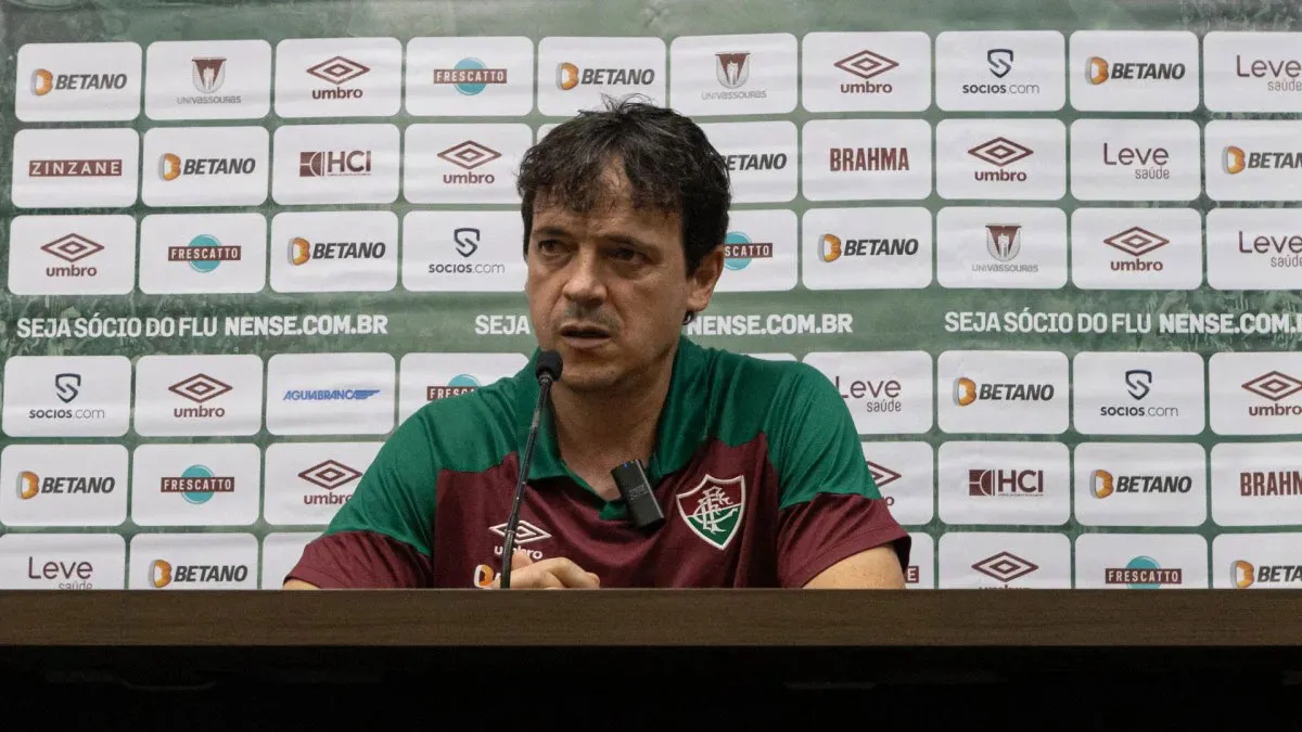 Apesar de falar em seriedade e ética de jogo, Diniz pode escalar time alternativa contra o Palmeiras, no domingo (3).