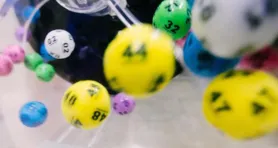 Brasileiros sonham com os números da Mega