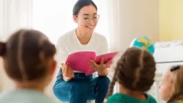Professores da Educação Infantil são menos valorizados