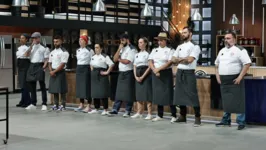 Profissionais encaram prova em equipe no Masterchef profissionais