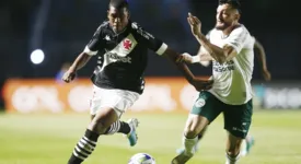 Em confronto entre duas equipes que lutam para deixar a zona do rebaixamento do Campeonato Brasileiro.