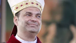 Padre Grzegorz Kaszak, provocou escândalo aos fieis da paróquia Beata Virgem Maria dos Anjos, na Polônia