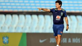 Técnico Fernando Diniz, da Seleção Brasileira