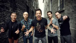 A banda canadense Simple Plan é uma das principais atrações da turnê