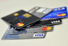 Cartões de crédito tiveram taxa de 431,6% ao ano