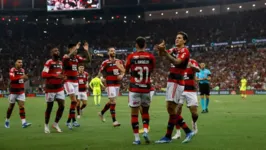 Apesar da torcida ter cantado “seremos campeões”, após a vitória sobre o Palmeiras, o técnico Tite e os jogadores procuram manter os pés no chão.