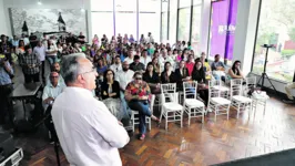 Os médicos, como Stenio Machado (abaixo), foram recepcionados pelo prefeito Edmilson Rodrigues