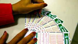 As seis dezenas do concurso 2.649 serão sorteadas a partir das 20h (horário de Brasília),