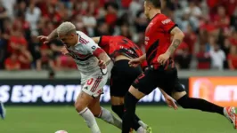 Pela 30ª rodada do Brasileirão, Athletico e São Paulo ficaram no 1 a 1, na Ligga Arena, em Curitiba.