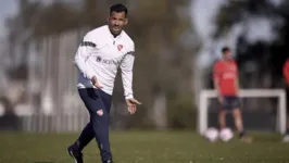 Em virtude do acidente doméstico, Tevez não poderá comandar o Independiente, no jogo desta quarta-feira (18), pelo Campeonato Argentino.