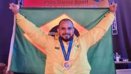 David Pontes ganhou ouro na categoria danças Latinas, classe 1
