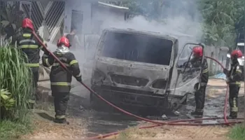 Imagem ilustrativa da notícia Incêndio em caminhão em Icoaraci pode ter sido criminoso